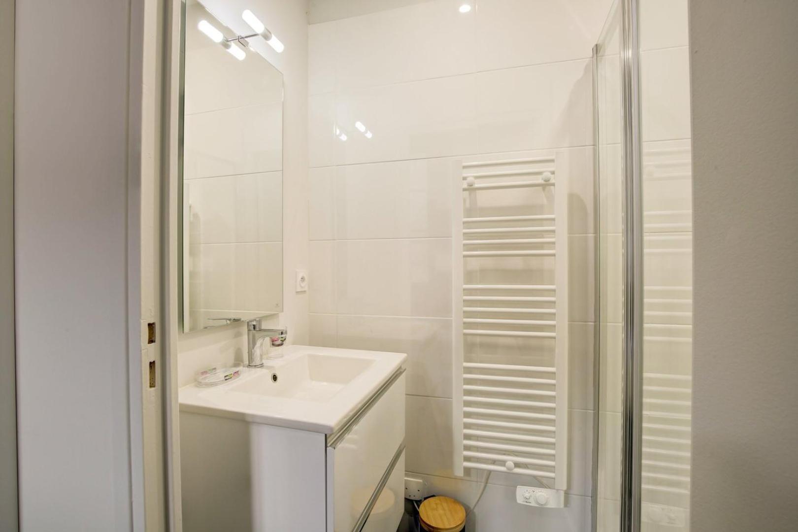 Le Modernisme - Tours Apartment Bagian luar foto